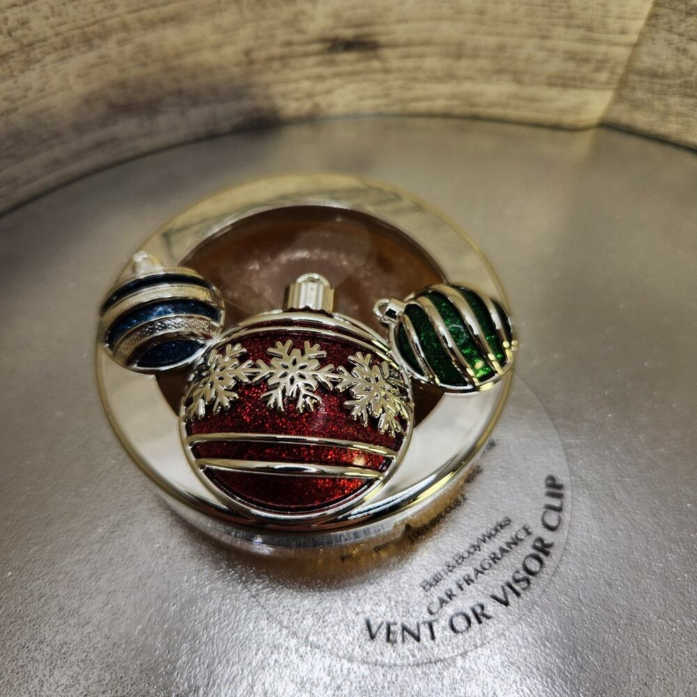 Ornament Vent/Visor clip